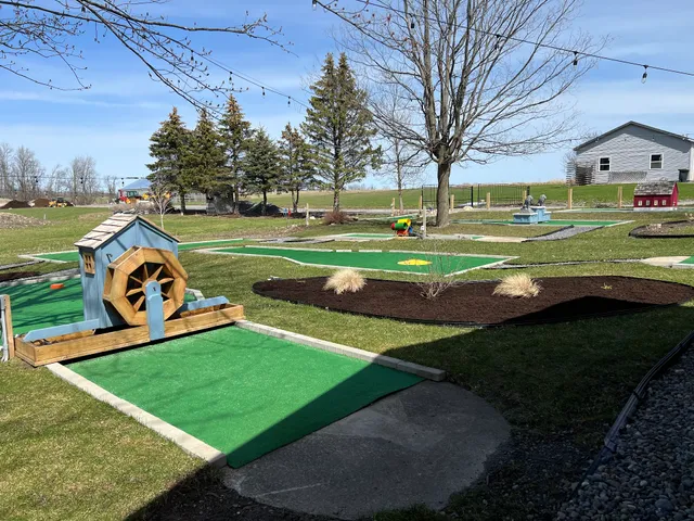 Mr Pudder's Mini Golf & Ice Cream