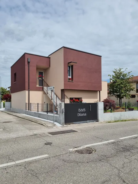 B&B Diana