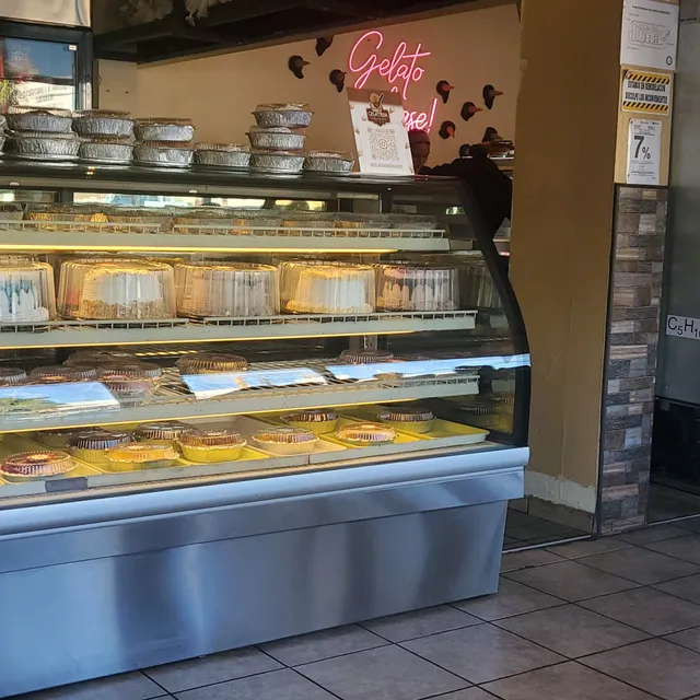 Mercado's Bakery Sabana Grande