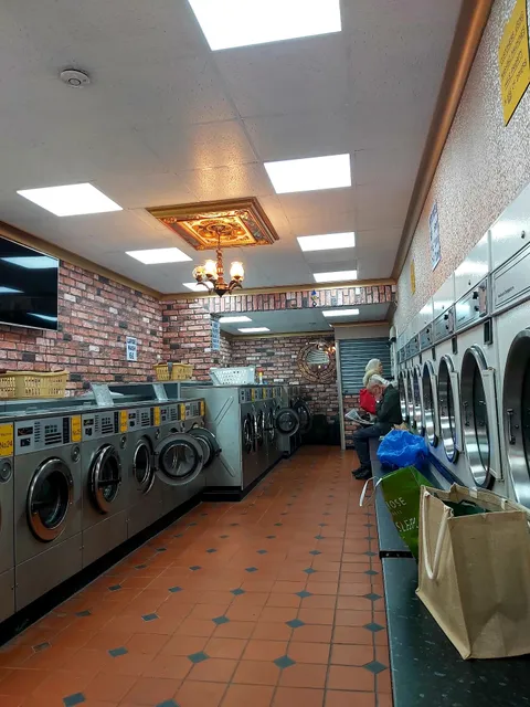 Golden Laundrette