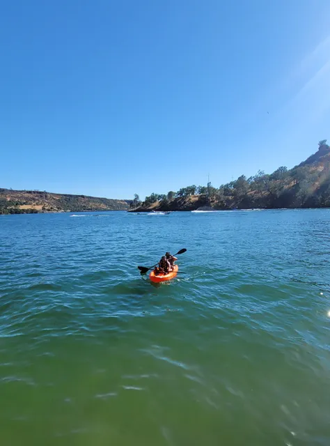 Lake Tulloch RV Campground and Marina Boat Launch