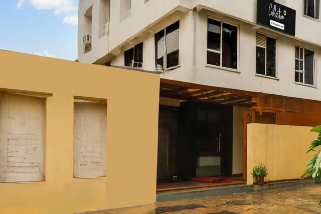 Collection O Ashram Road Near Sardar Bridge formerly Hotel Apple Inn