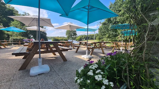 Au lac du Drennec restaurant