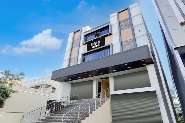 Hotel O Airport Road Near Leela Mahal