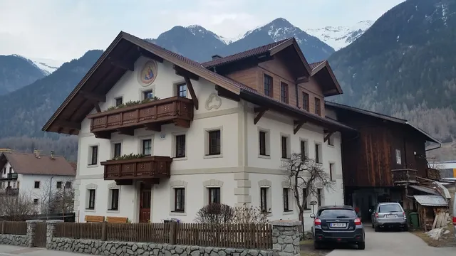 HAUS SCHEIBER CHRISTINA