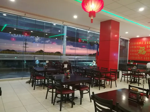 Shai Long • Plaza Américas Mazatenango