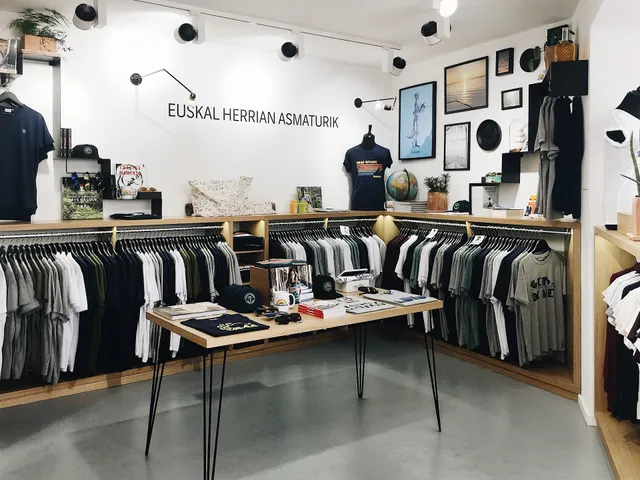 TTILIKA - Créateur de vêtements au Pays Basque.