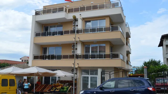 SummerHouse Lozenets