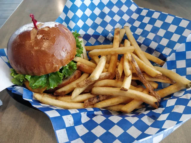 Boardwalk Burgers - Calgary 32nd Street
