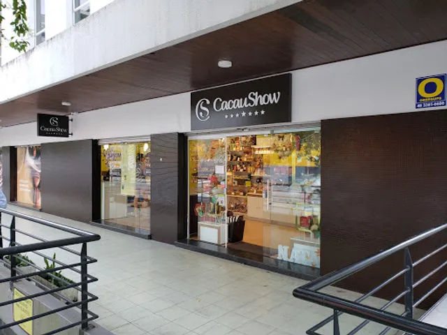 Cacau Show - Rio Branco Fpolis - SC - Estacionamento Gratuíto em frente a loja