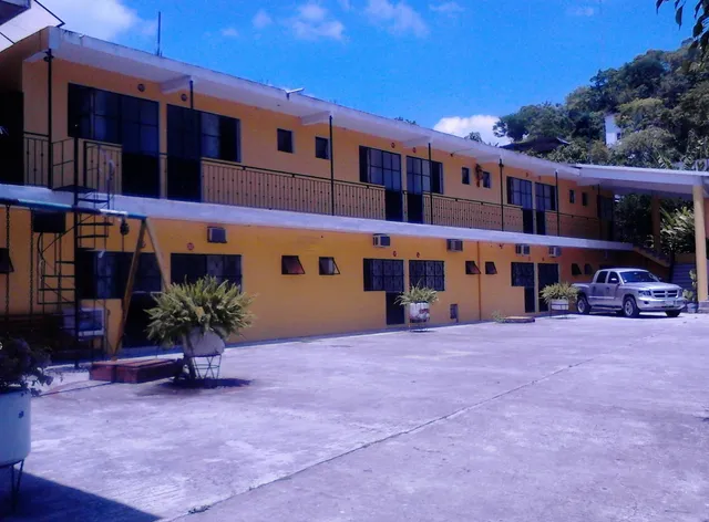 Hotel Arenas Familiar