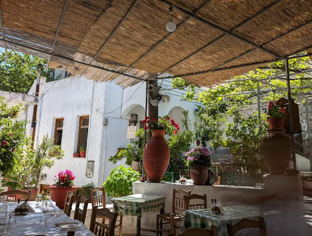 Matina & Stavros Tavern