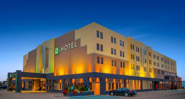 iHOTEL & Conference Centre Red Deer