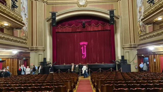 Teatro Isabel La Católica