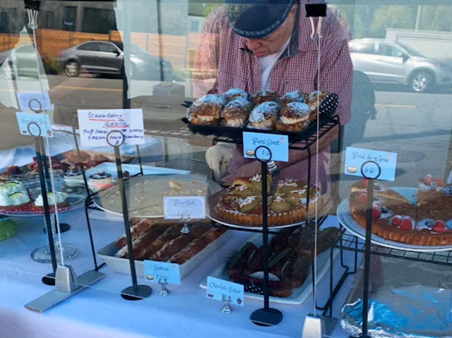 Patisserie on California