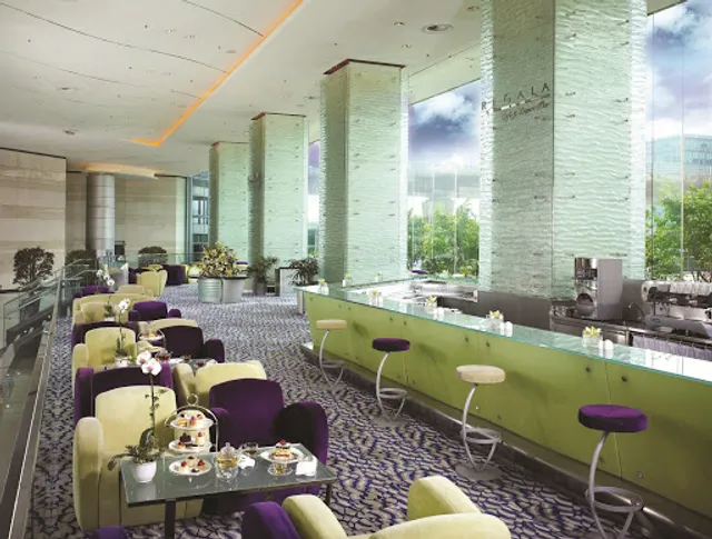 Regala Cafe & Dessert Bar