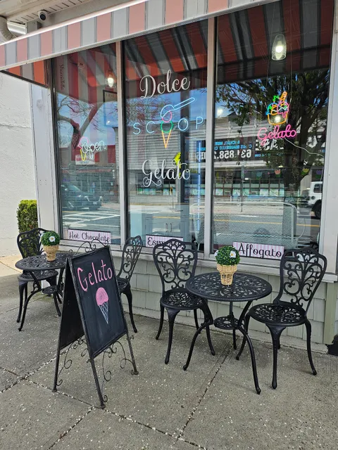 Dolce Scoop Gelato Sayville