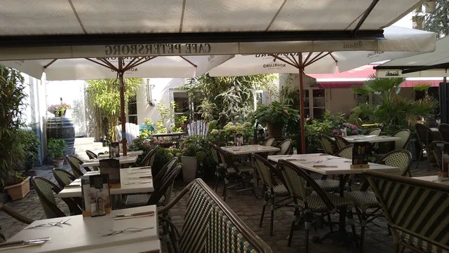 Cafe Petersborg