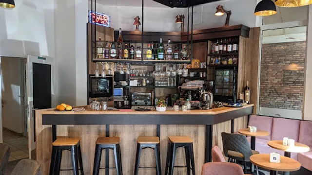 Bar Café Golden