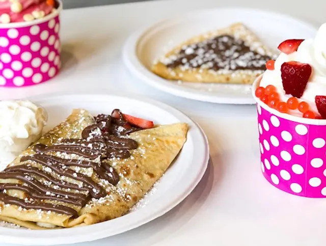YUZU Frozen Yogurt & Crêpes