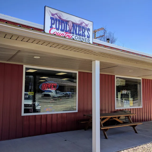 Pudliner's Country Corner