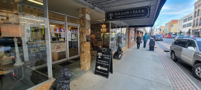 Willow Creek Antiques