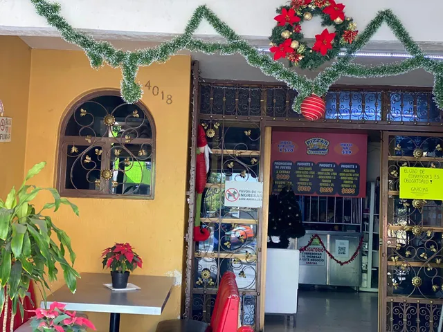 Pizzas El Costeño suc sauz