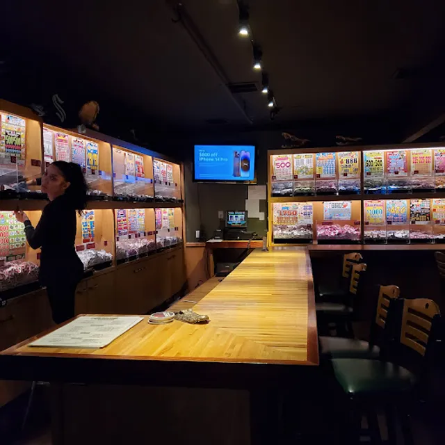 Gator's Sports Bar & Grill