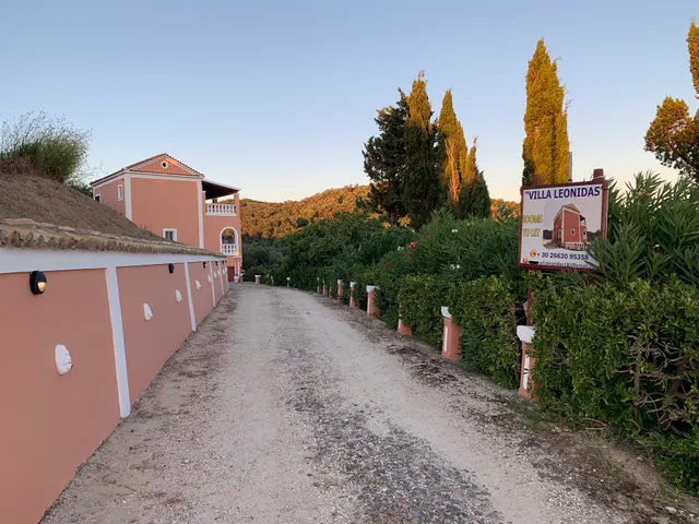 Villa Leonidas