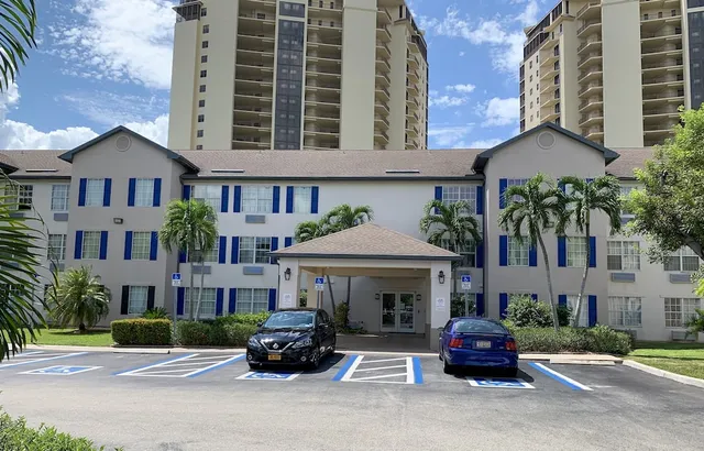 InTown Suites Extended Stay Fort Myers FL