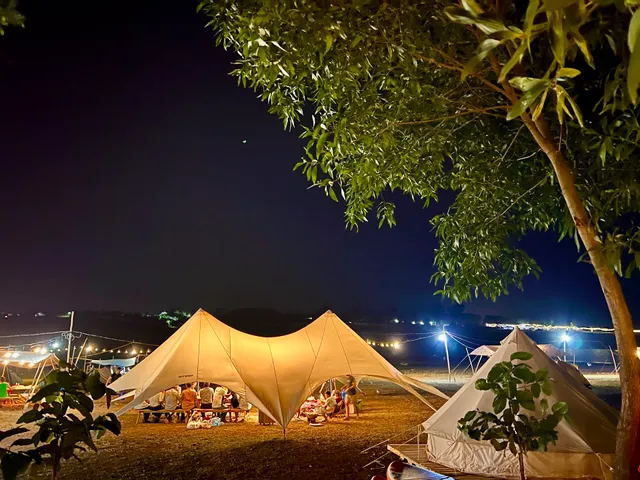 Camping Hồ Trị An - Happy Camper