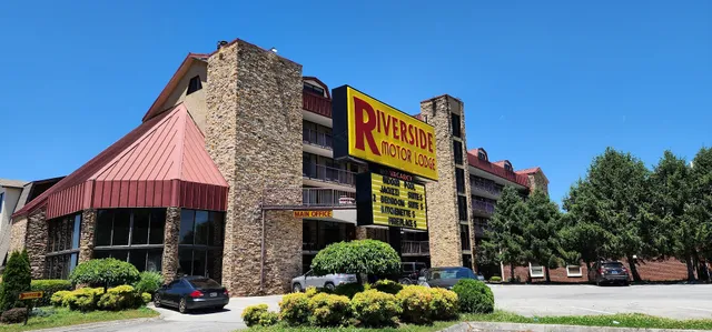 Riverside Motor Lodge