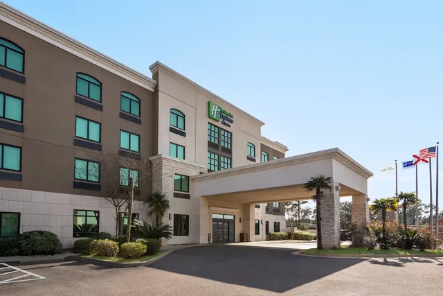 Holiday Inn Express & Suites Mobile West - I-10, an IHG Hotel