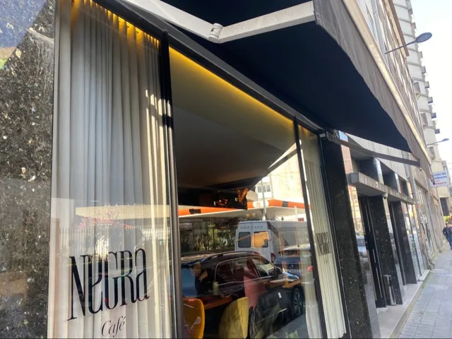 Negra Café Baixa - Restaurant, Coffee, Brunch Porto