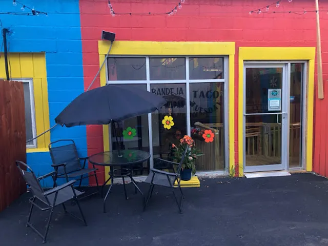 Las Milpas Restaurant & Store