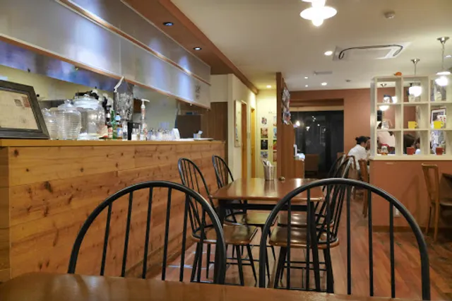 GEORGE'S STEAK日赤店