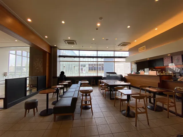 Starbucks Coffee - Hill’s Walk Tokushige Gardens