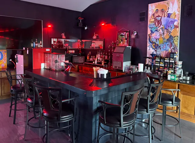 Hidden Cave Lounge & Bar