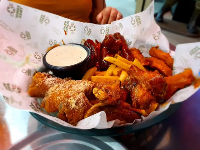 Wings Army Gran Plaza