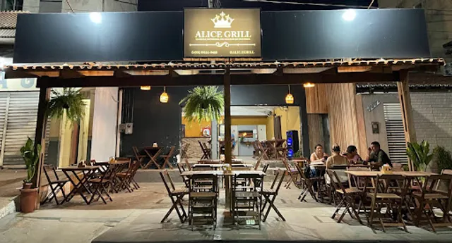 Alice Grill