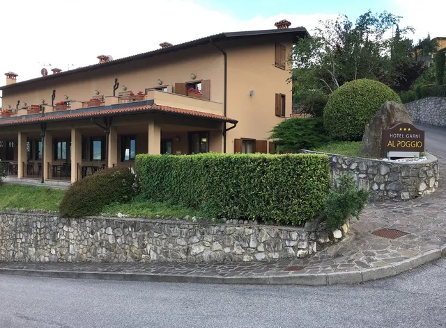 Hotel Garnì Al Poggio