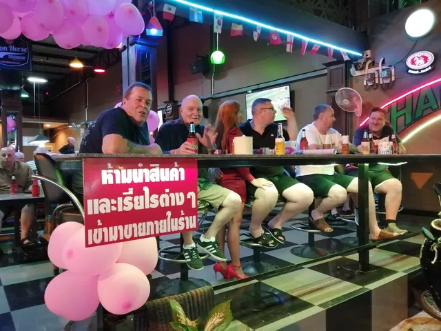 Thank bar & restaurant