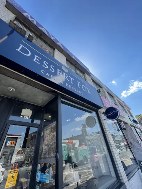 Dessert Fox