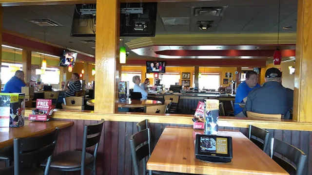 Applebee's Grill + Bar