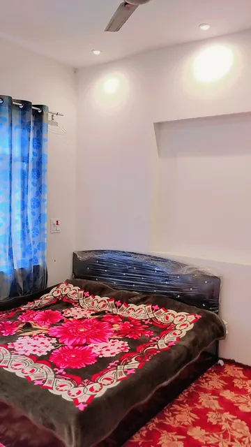 Lucky Palace Guest House/Home Stay