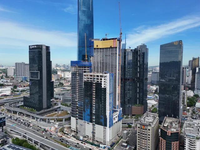 Menara Golden Eagle - Hotel, Office & Condominium