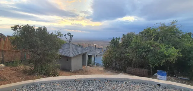 Mua Hills Tented Camp