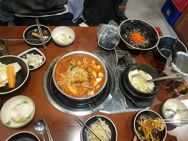 짚신매운갈비찜소사벌점