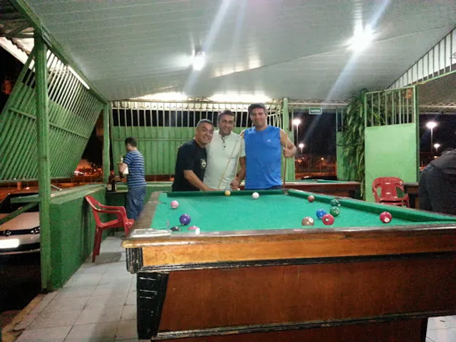 Bar Snooker