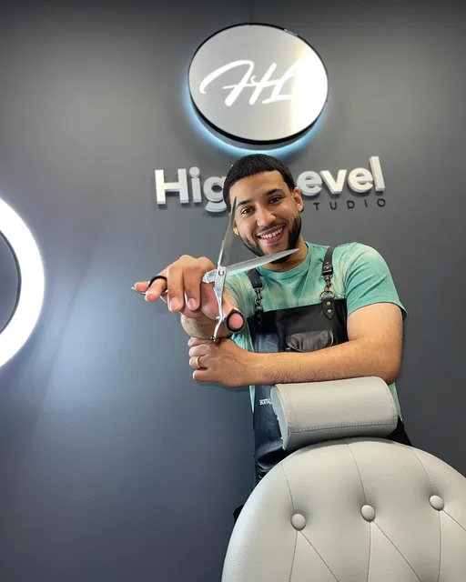 High Level Studio Barbershop LIC
